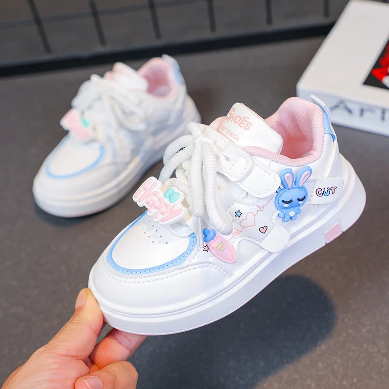 Kids Sports Shoes Girls Breathable Cartoon Sneakers 2025 Spring Autumn New White Shoes Soft Sole Leather Casual Shoes
