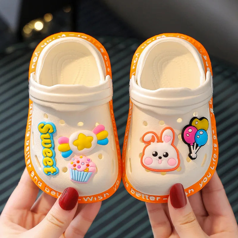 Shoes for Small and Medium-sized Babies Flip Flops Children's  for Girls in Summer Indoor Soft Soled Anti Slip Cartoon Toe Hole