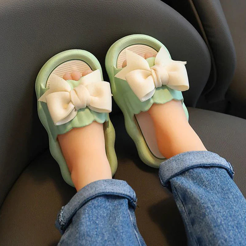 Children Slippers Girls Wearing Soft Soled Slippers Outside Cute Bow Anti Slip Bathroom Slippers Contrast Color Kid Slippers