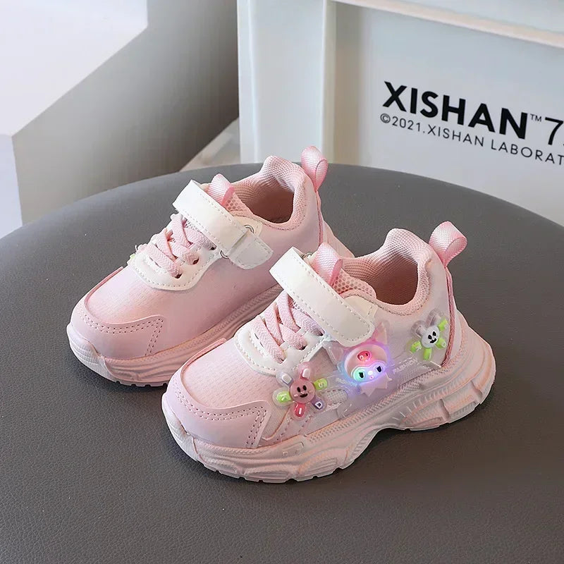 Sanrio hello kitty  cartoon running shoes children casual shoes lights kuromi Autumn and winter LED sneakers sports shoes