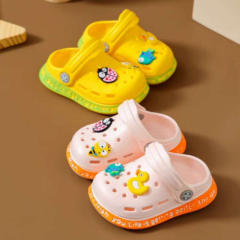 Shoes for Small and Medium-sized Babies Flip Flops Children's  for Girls in Summer Indoor Soft Soled Anti Slip Cartoon Toe Hole