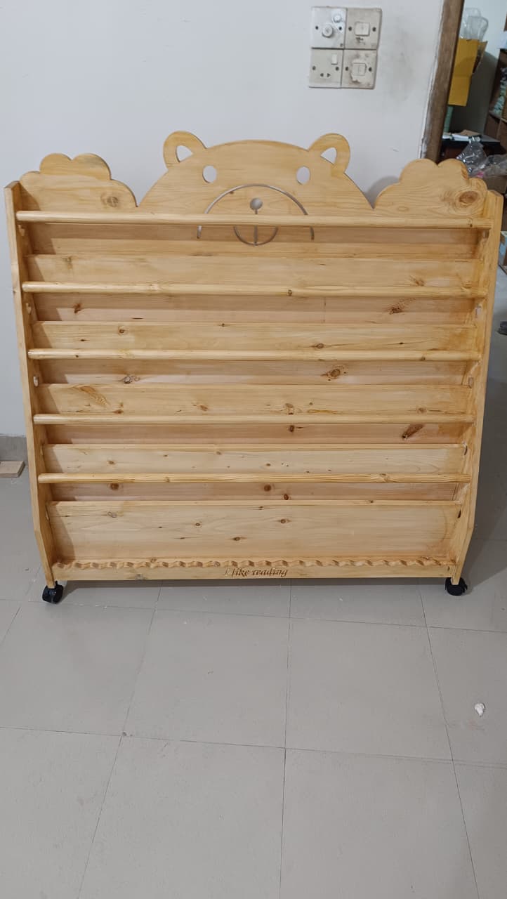 Baby Montessori Bookshelf made by Pine Wood