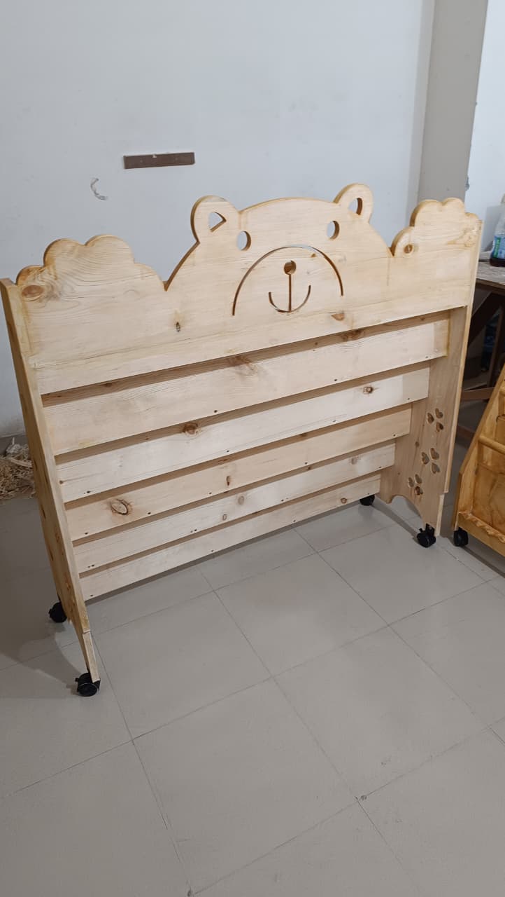 Baby Montessori Bookshelf made by Pine Wood