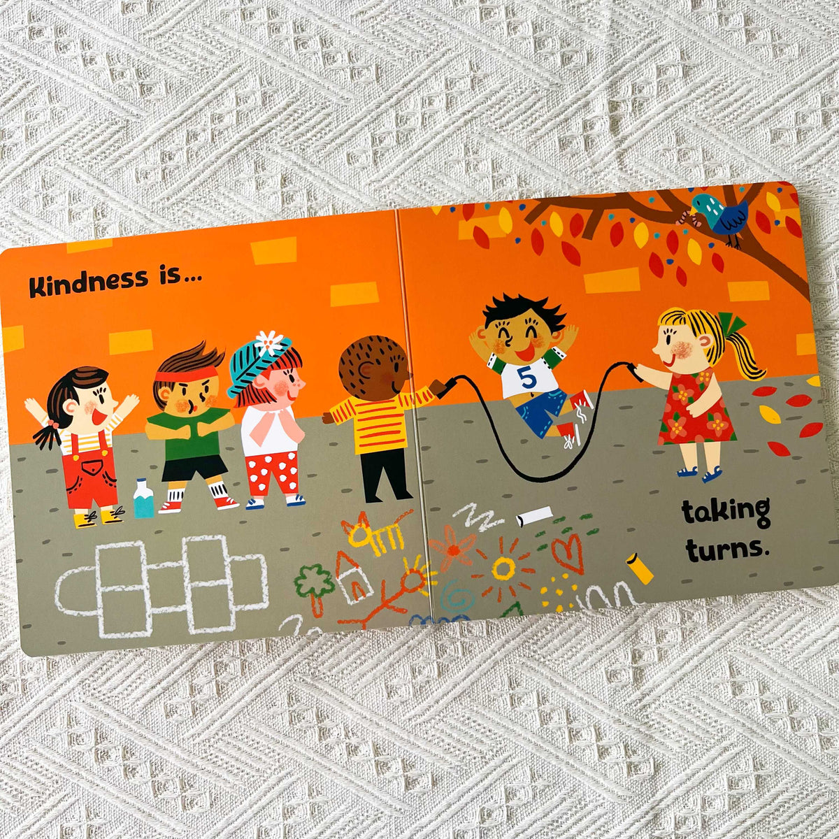 English Original Edition: Kindness Makes Us Strong — Kindness Makes Us Strong | Early Childhood Character & Emotional Intelligence Development | Children’s English Preschool, Parent-Child Learning Board Book